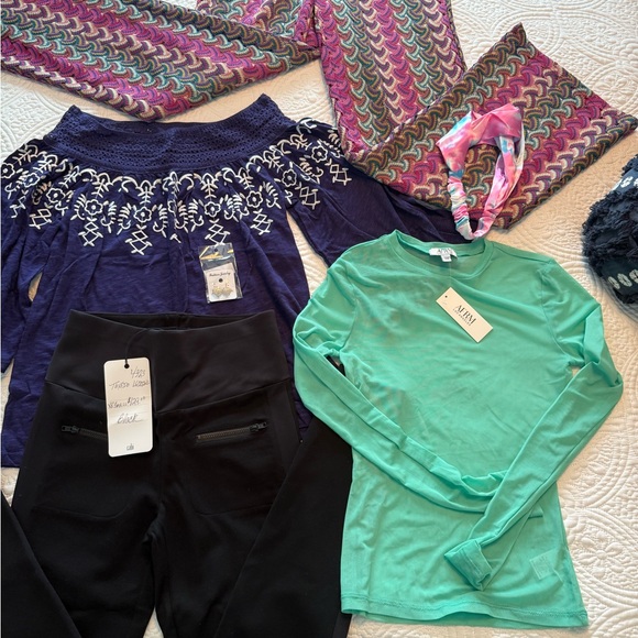 AFRM Pants - AFRM, Cabi, Etc X Small Box New with Tags